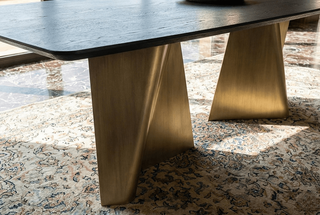 The Napoli Essence Table, view 3