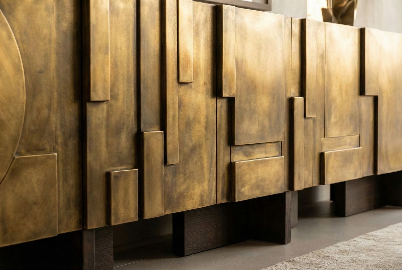 The Luna Twin Console, view 4